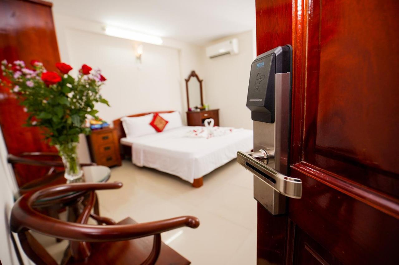 Nguyen Ha Hotel Vung Tau Exterior photo